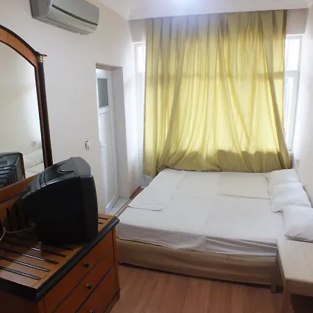 Auberge de jeunesse Uyar Palace