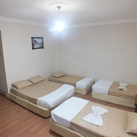 Auberge de jeunesse Uyar Palace Antalya