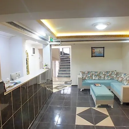 Uyar Palace * אנטליה