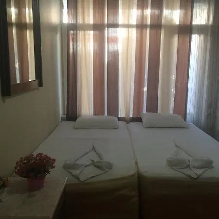 Uyar Palace * אנטליה